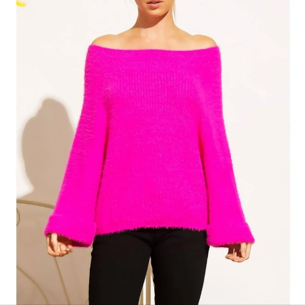 ⭐️Sale!⭐️ SEXY, CHIC & FABULOUS FUCHSIA OFF SHOULDER FURRY WIDE SLEEVES SWEATER - Picture 4 of 7